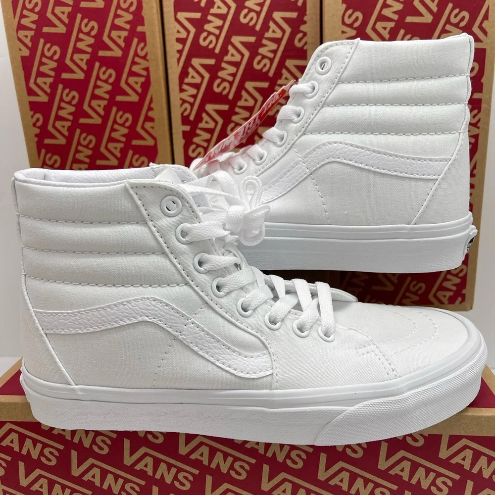 Vans Men’s Sk8-Hi Sneakers
True White
VN000D5IW00
Lifestyle, Original Icon, Canv - Picture 5 of 16